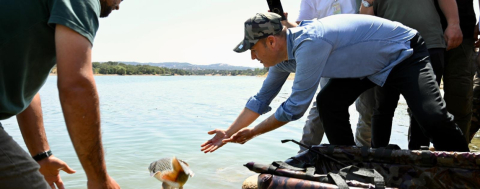 Başkan Akın'dan Amatör Balıkçılara Müjde