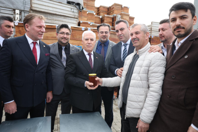 Bursa Büyükşehir'den Arıcılara Kovan Desteği