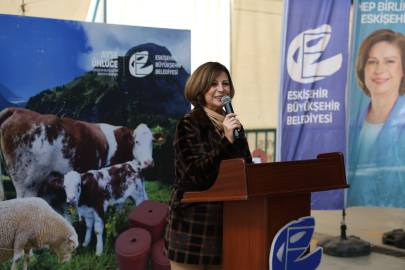 İnönü'de Üreticiye Mineral Blok Desteği