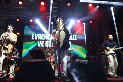 Nilüfer Genç Caz Evrencan Gündüz İle Final Yaptı