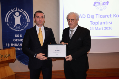 Türkiye Tüketimle Değil, Üretim ve İhracatla Büyümelidir