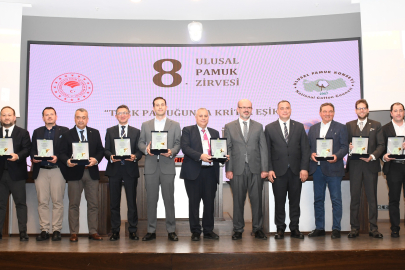 8. Ulusal Pamuk Zirvesi İzmir’de Gerçekleştirildi