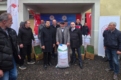 Şebinkarahisar’da Çiftçilere %75 Hibeli Nohut Tohumu Dağıtıldı
