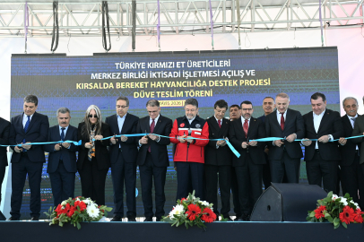 Bakan Yumaklı: "Kırsalda Bereket Hayvancılığa Destek Projesi" Bir Üretim Hareketidir
