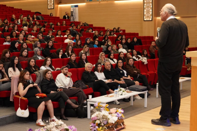 Sağlıklı Beslenmenin Şifreleri Zirvede Konuşuldu