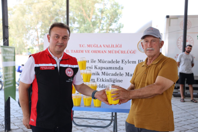 Muğla'da Turunçgil Üreticilerine 8 Bin Akdeniz Meyve Sineği Tuzağı Dağıtıldı