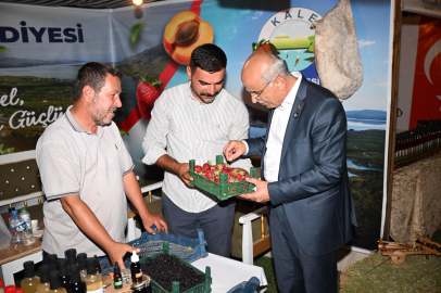 Yöresel Lezzetler Gastronomi Sokağında Ziyaretçilerle Buluşuyor