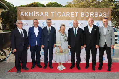 Akhisar’da Tarım ve Zeytincilik Fuarı Kapılarını Açtı