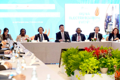 Bakan Kurum, Yenilebilir Enerji ve Elektrifikasyona Dikkat Çekti
