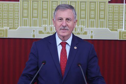 Selçuk Özdağ Açıkladı: Tarımın Banka Borcu 1,5 Trilyon Liraya Dayandı