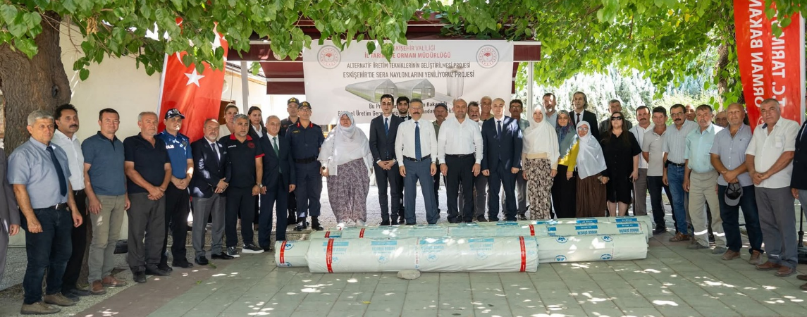 Eskişehir'de Sera Naylonları Yenileniyor