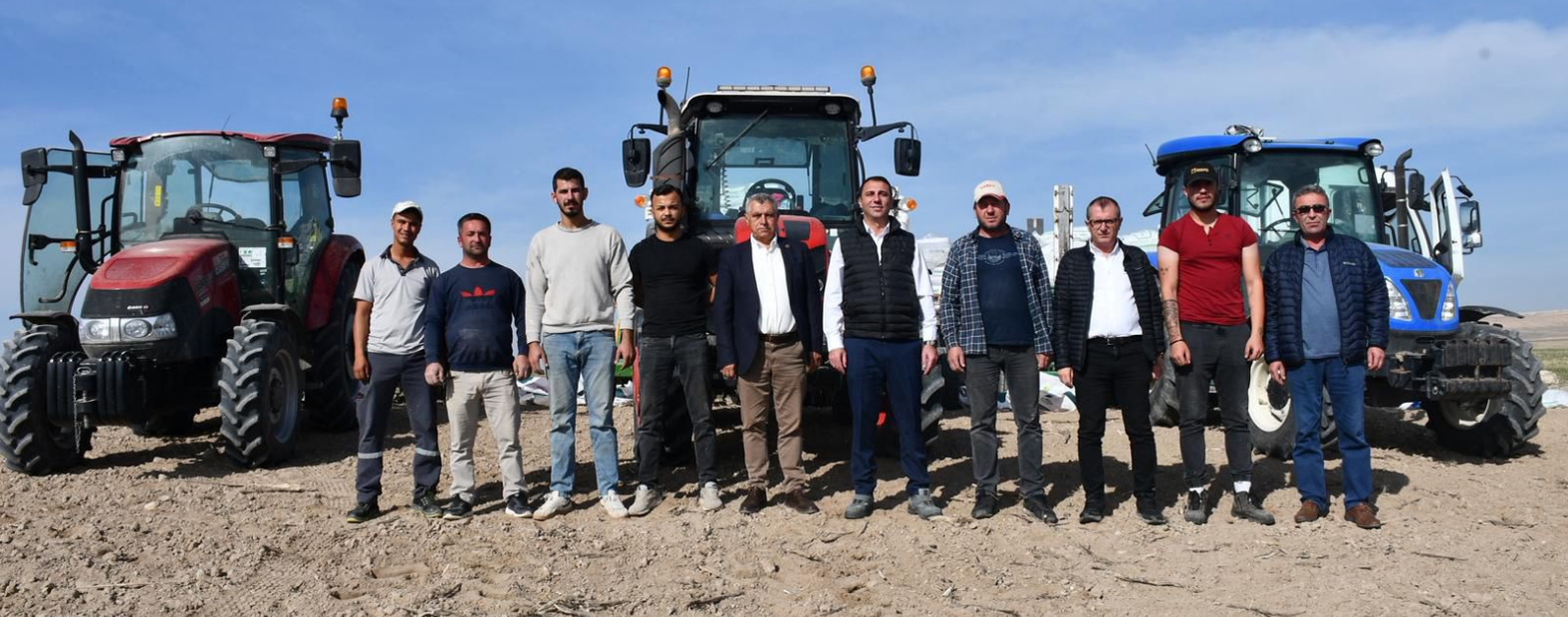 Beylikova Belediyesi Hububat Ekimine Başladı